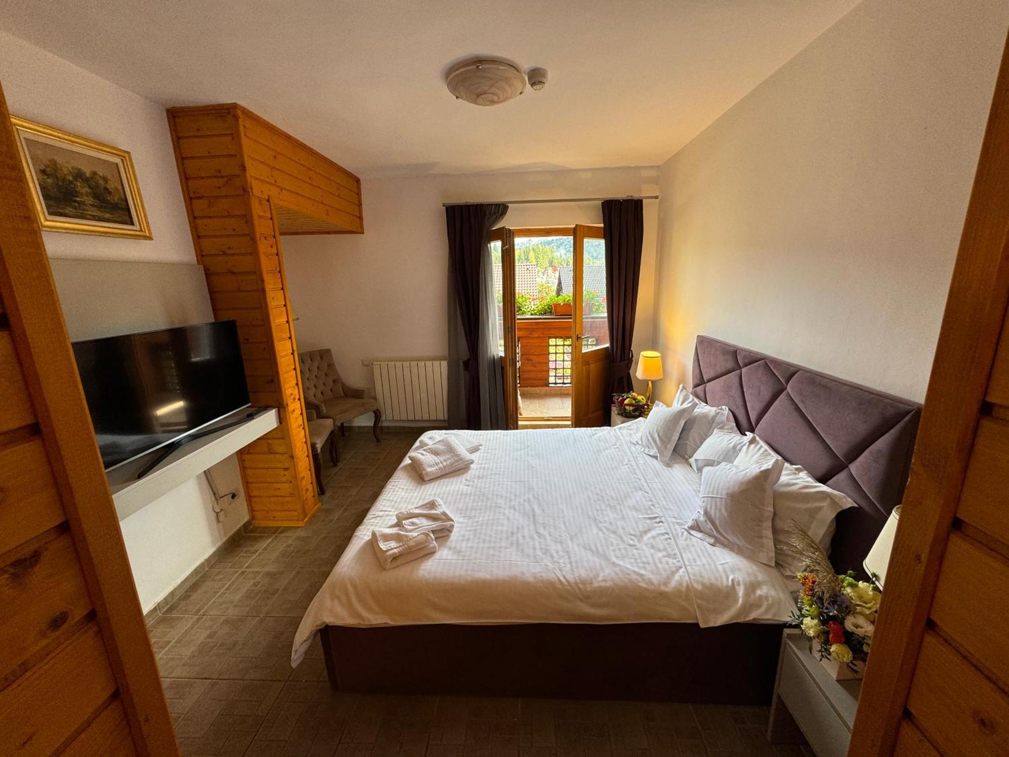 Hotel Alisio Sinaia Zewnętrze zdjęcie