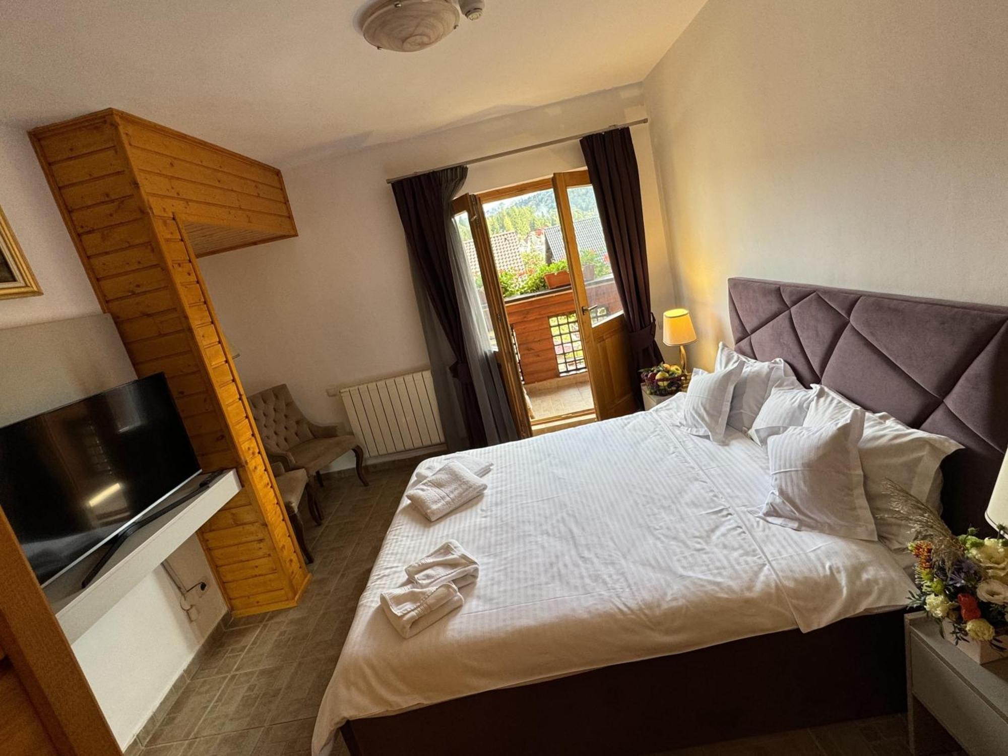 Hotel Alisio Sinaia Zewnętrze zdjęcie
